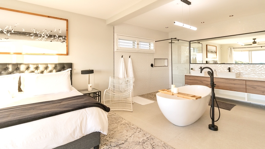 6 Bedroom Property for Sale in Dwarskersbos Western Cape